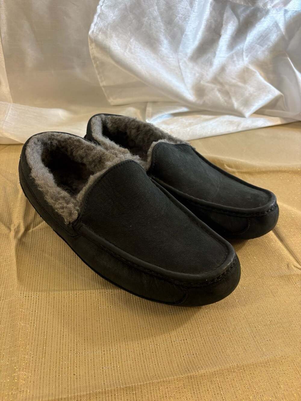 UGG Ascot Leather Slippers Black Size 11